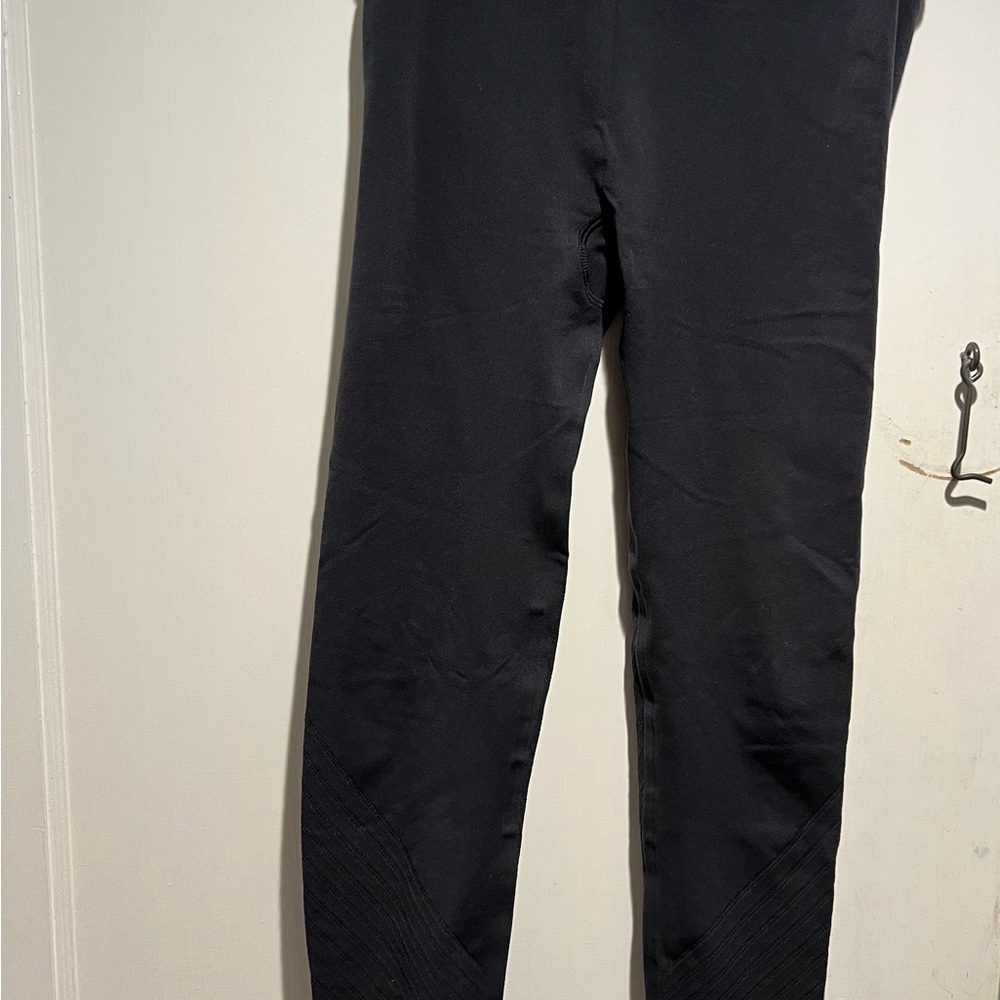 Lululemon Enlighten Tight in Inkwell